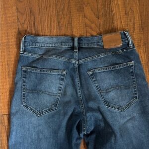 Lucky Brand men’s Jeans straight athletic Style 410 32x32